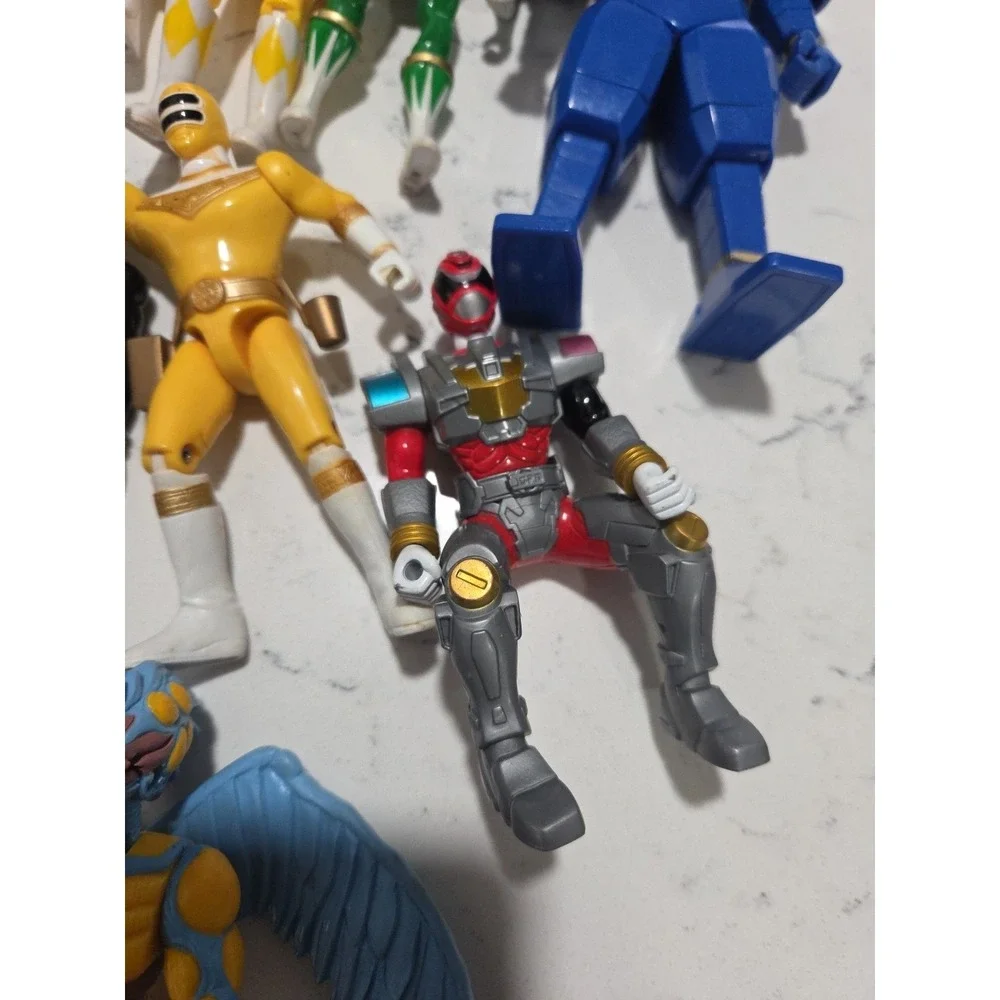 Power Rangers Action Figures Lot Mix Of 17